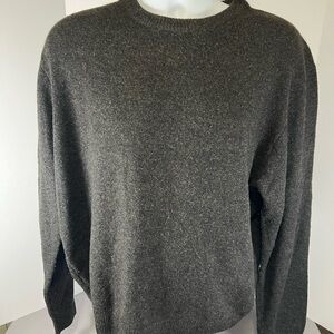 JOS. A BANKS Mens Size Large Grey 80% Lambs Wool Long Sleeve Soft Sweater